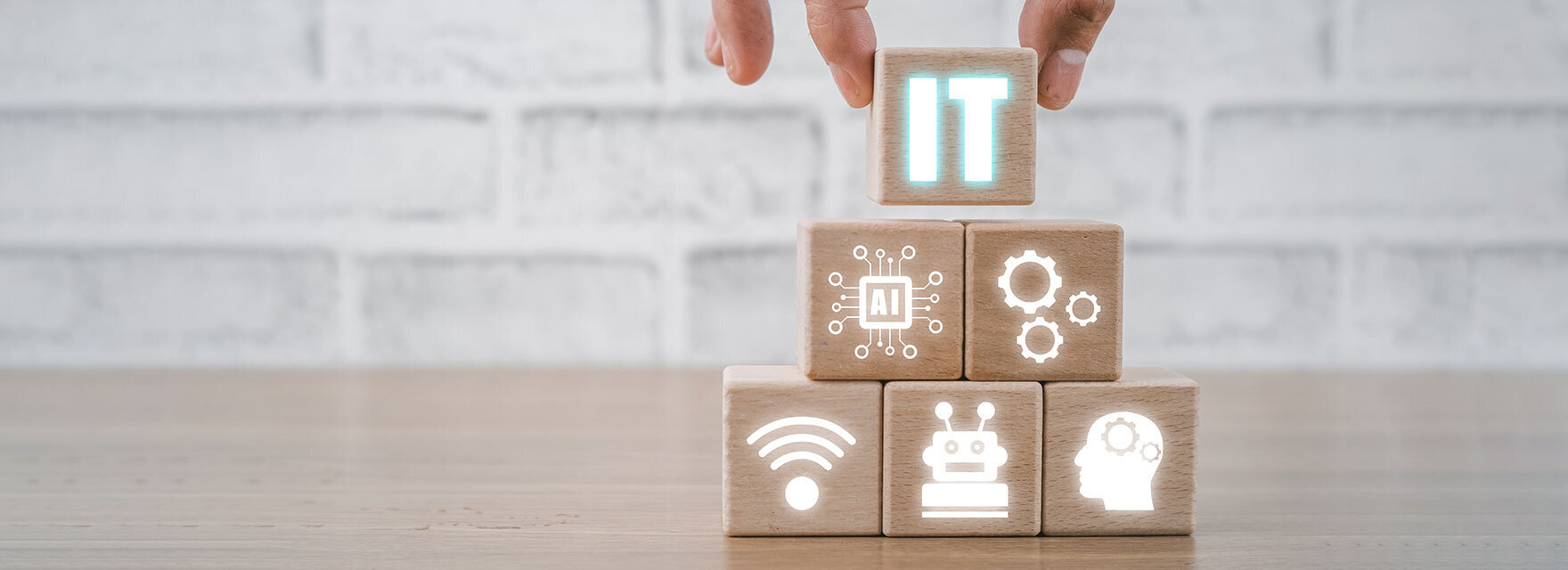 情シス業務におけるアウトソーシング可能な範囲